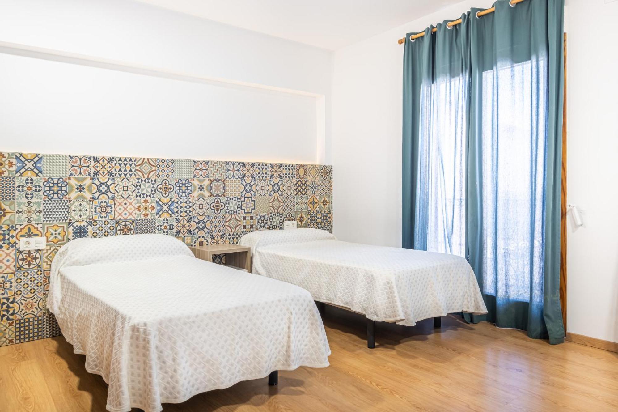 Apartamentos El Castell Benidorm Old-Town Exteriör bild