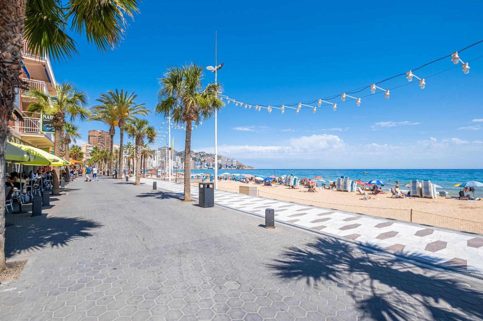 Apartamentos El Castell Benidorm Old-Town Exteriör bild