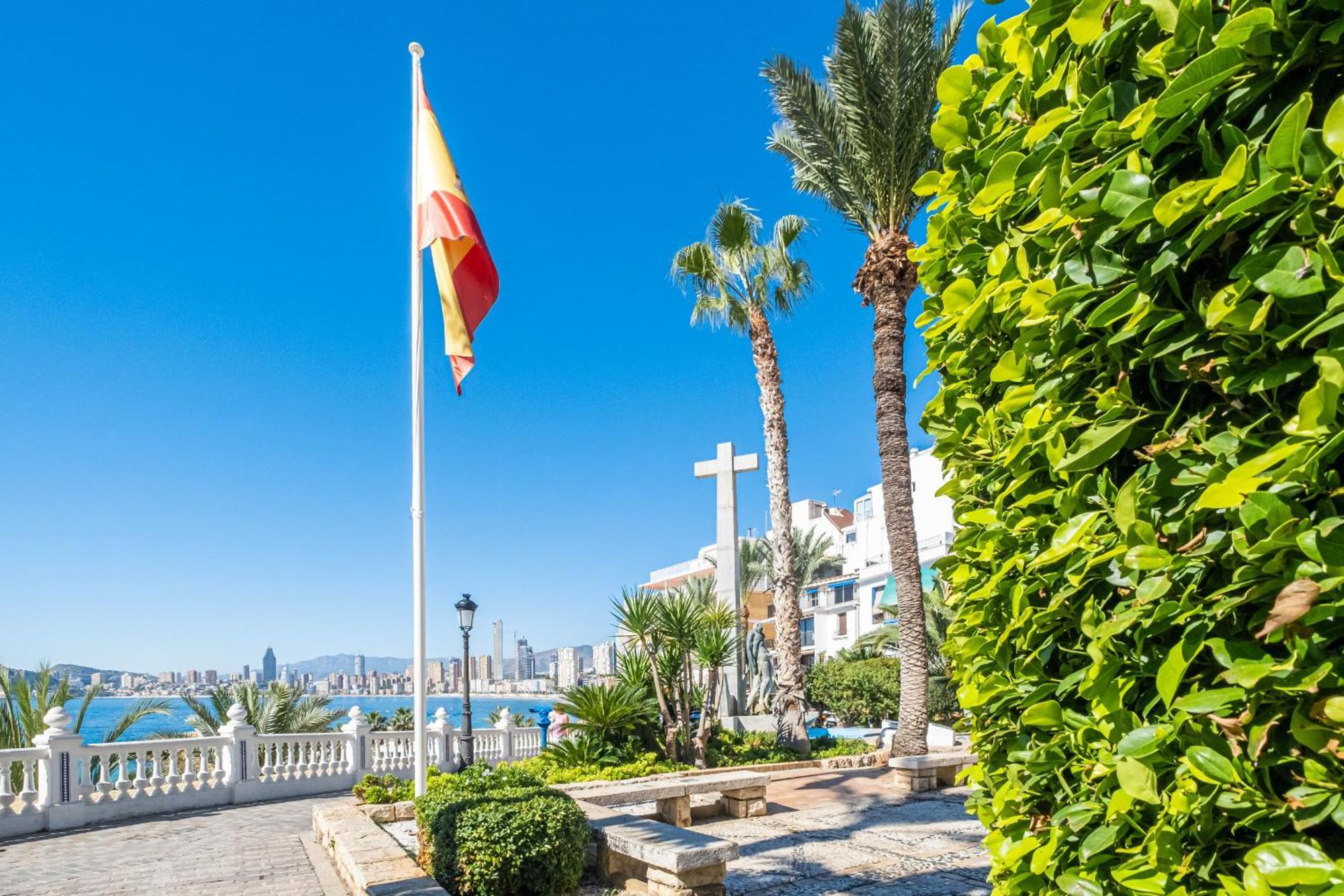 Apartamentos El Castell Benidorm Old-Town Exteriör bild