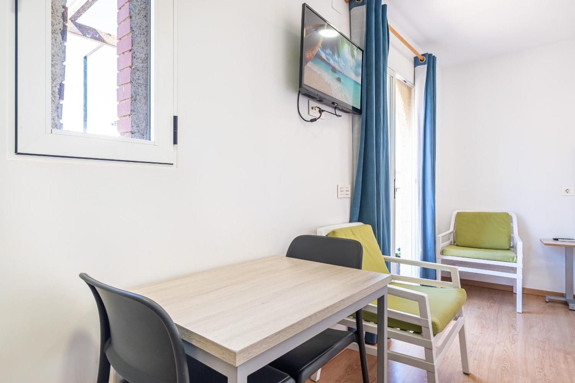 Apartamentos El Castell Benidorm Old-Town Rum bild