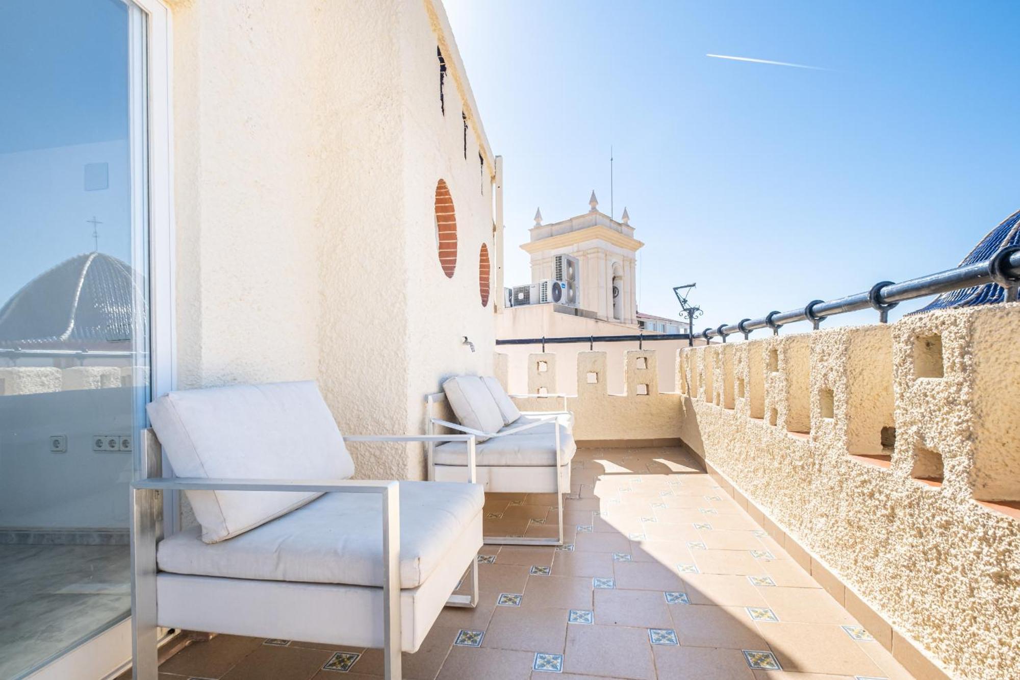 Apartamentos El Castell Benidorm Old-Town Rum bild