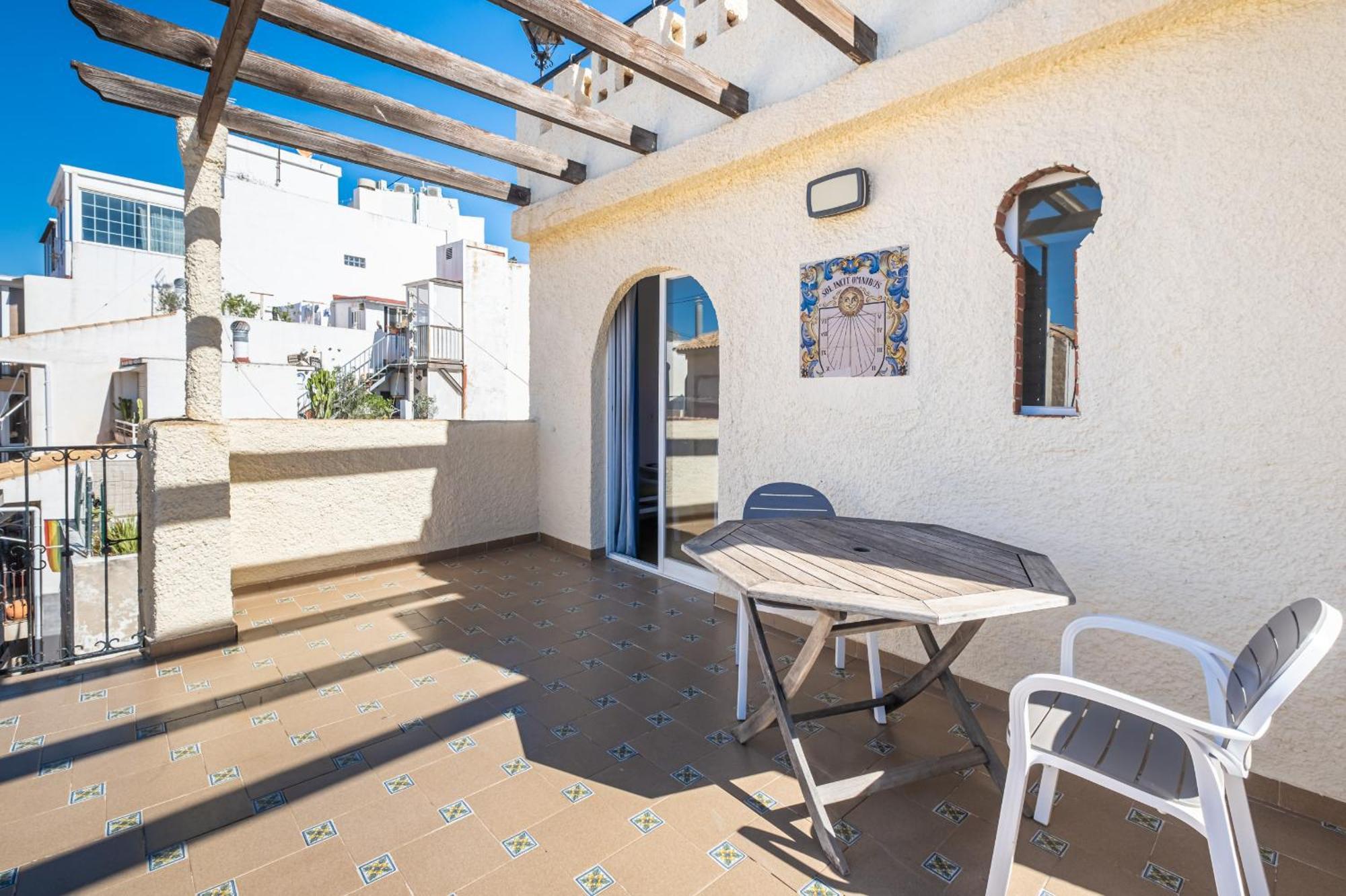 Apartamentos El Castell Benidorm Old-Town Rum bild